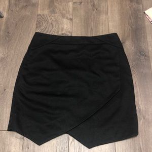 Asymmetrical skirt